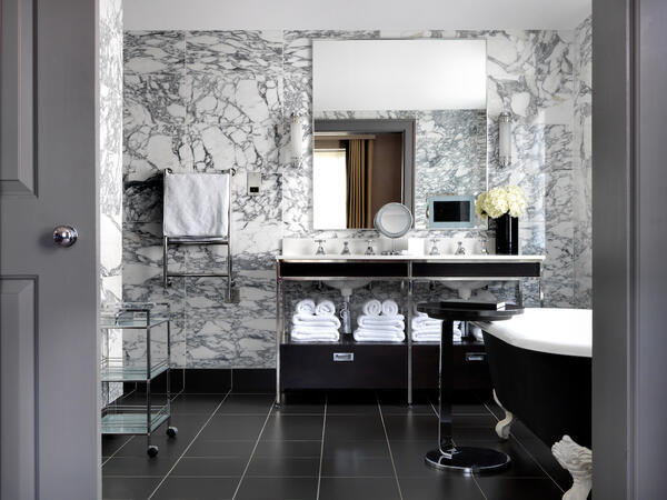 Bloomsbury Suite Bathroom1
