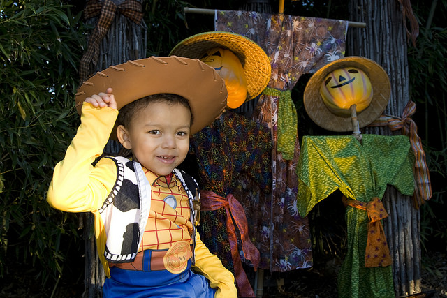 Liitle boy dressed as a cowboy for Halloween 