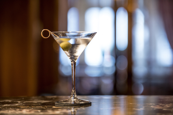 There's a secret to making the perfect martini, and Micheal O'Shea from The Westbury hotel in Dublin has the best tips.