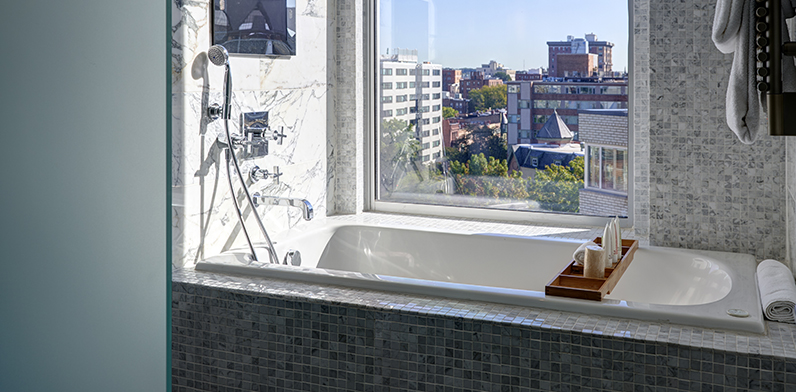 Studio Suite Bathroom with view over city