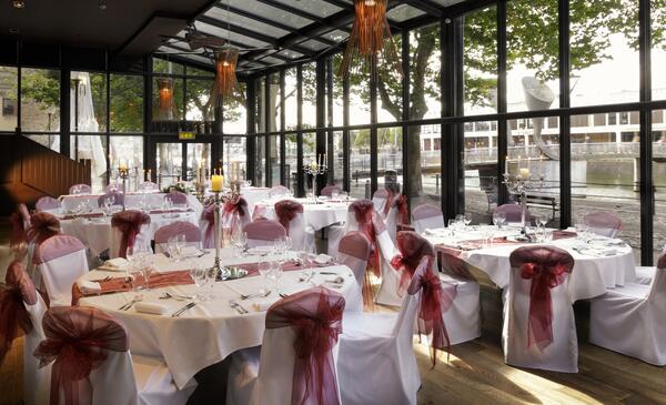 The Bristol Hotel - River Grille set for wedding (2000x1218)